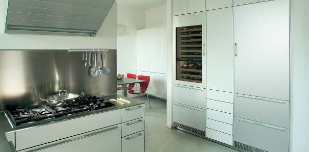 Sub Zero 736TCI With Automatic Ice Maker