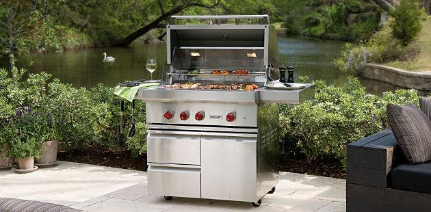 Wolf BBQ36C Featured View