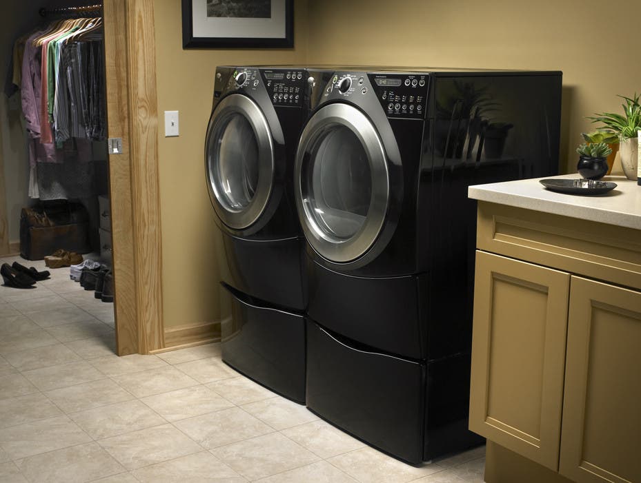 Whirlpool WED9400SB Black with Brushed Chrome Accents