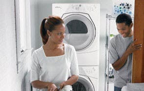 Whirlpool WGD9500TW White with Brushed Chrome Accents