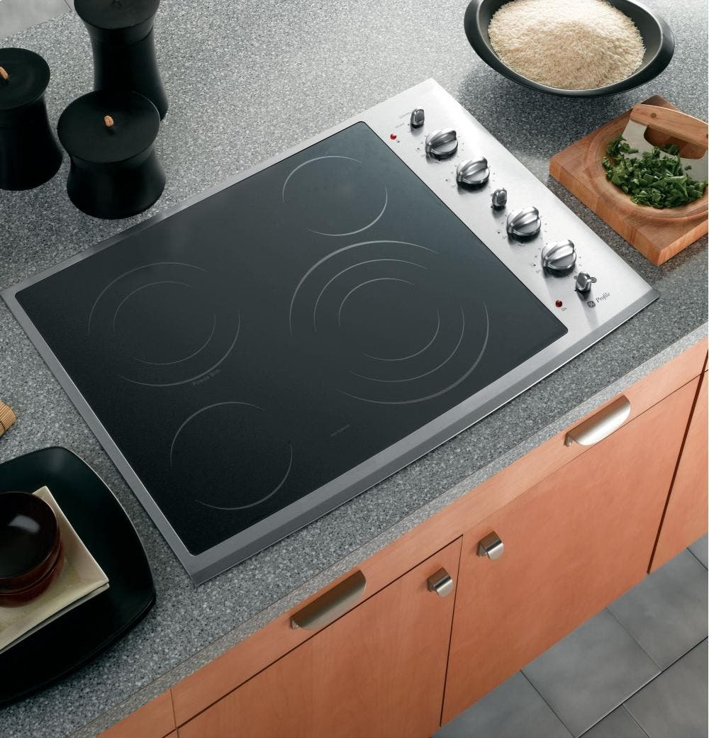 GE PP942SMSS Black Surface with Stainless Steel Trim
