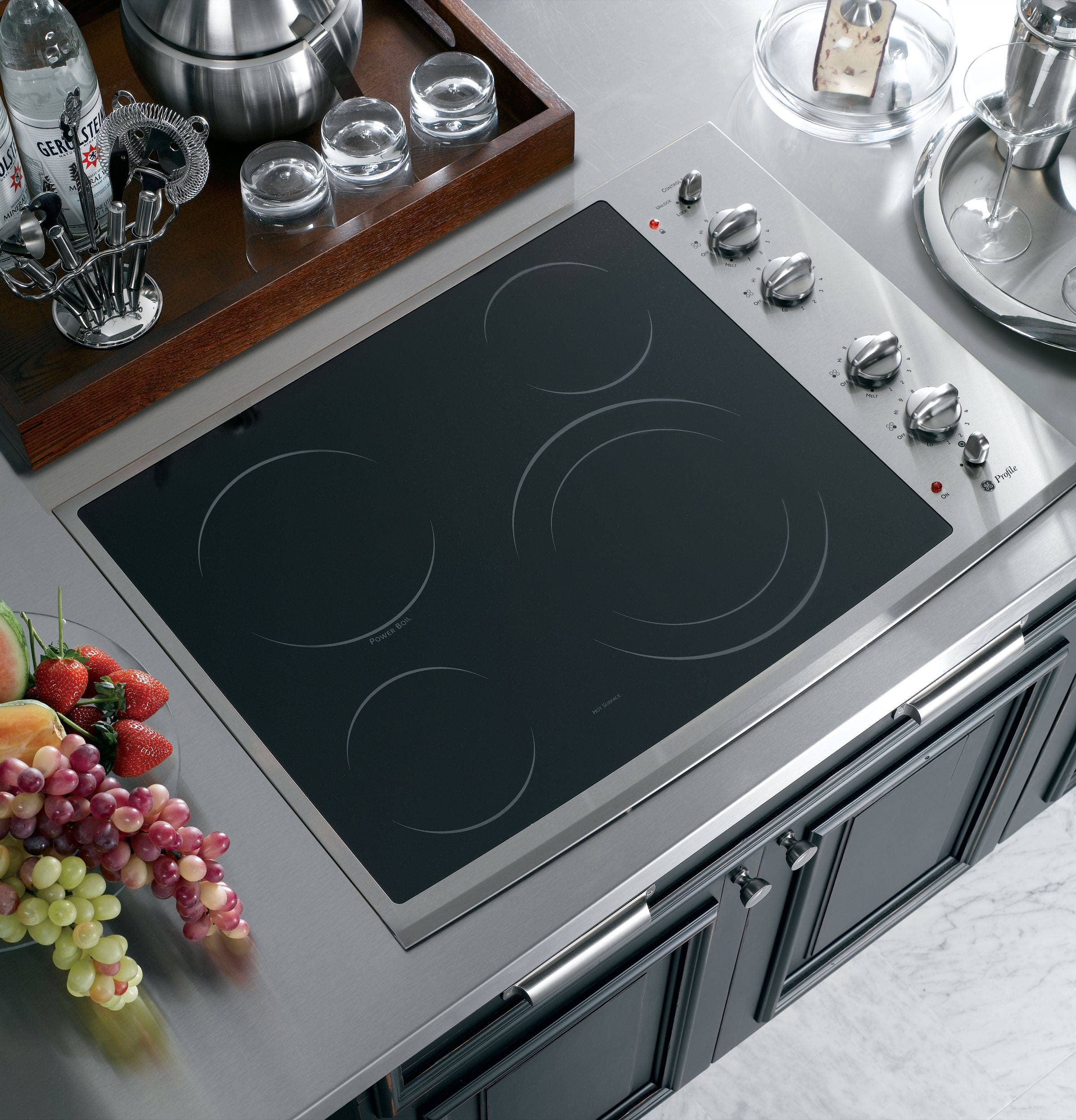 GE PP912SMSS Black Surface with Stainless Steel Trim