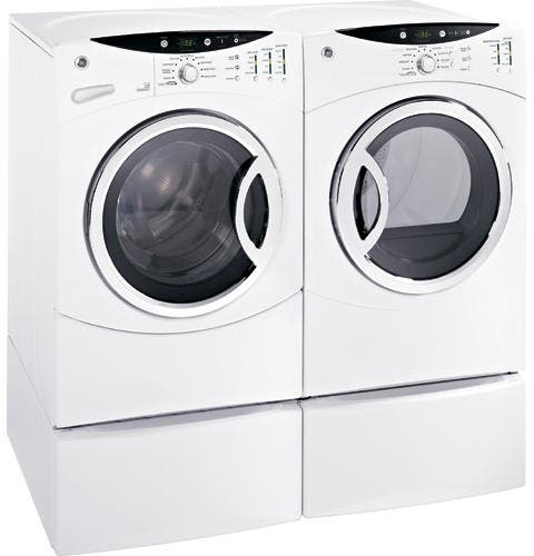 GE DCVH680GJWW White on White