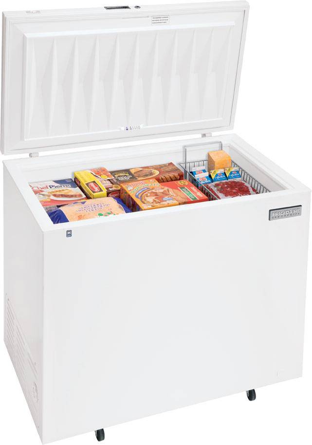 Frigidaire FCCS071FW 7.2 Cu. Ft. Commercial Chest Freezer