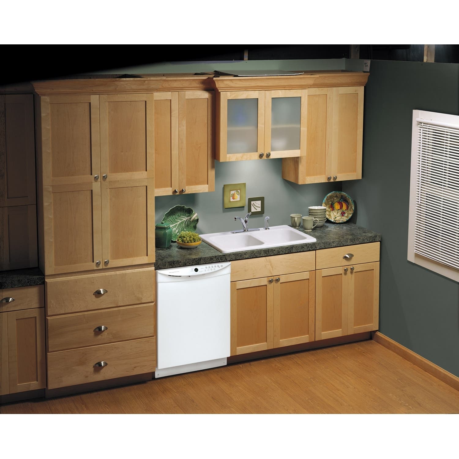 Frigidaire GLD2445RFS White