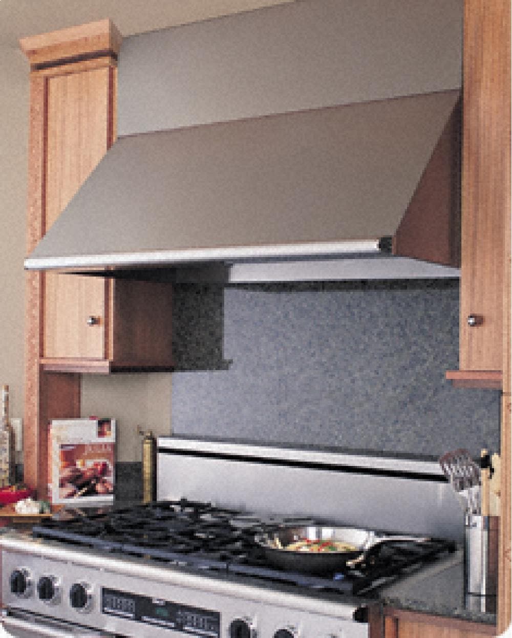 Dacor EHD3618SBR Stainless Steel/Brass Trim