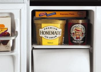 Frigidaire FRS6R3JW White