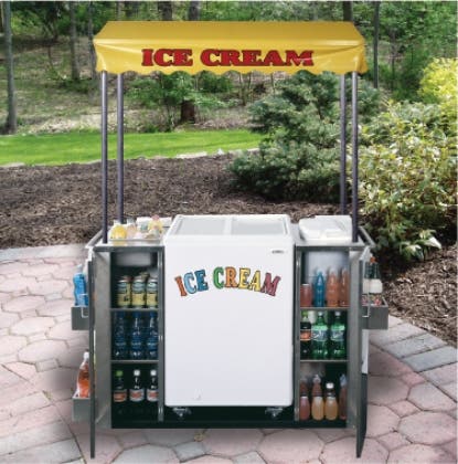 Summit CARTOSSCRRC 61" Serving Cart