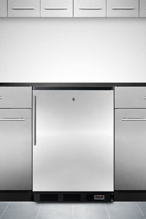 Summit FF7LBLPUBBISSHV Stainless Door with Vertical Thin Handle