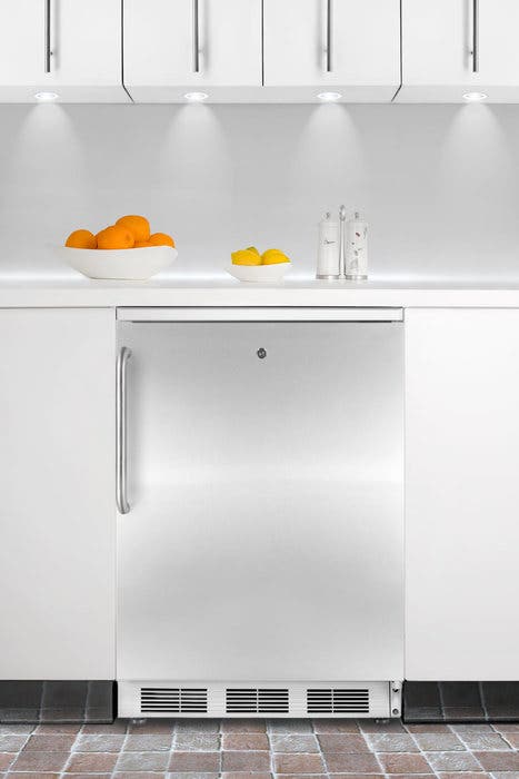 Summit FF6L7BISSTB Stainless Door with Pro Handle