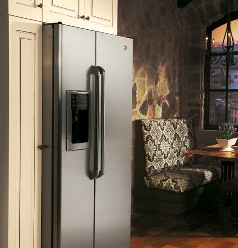 GE CSS25USWSS 25.4 cu ft. Side by Side Refrigerator