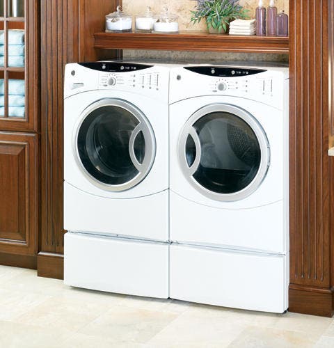 GE WBVH6240HWW White
