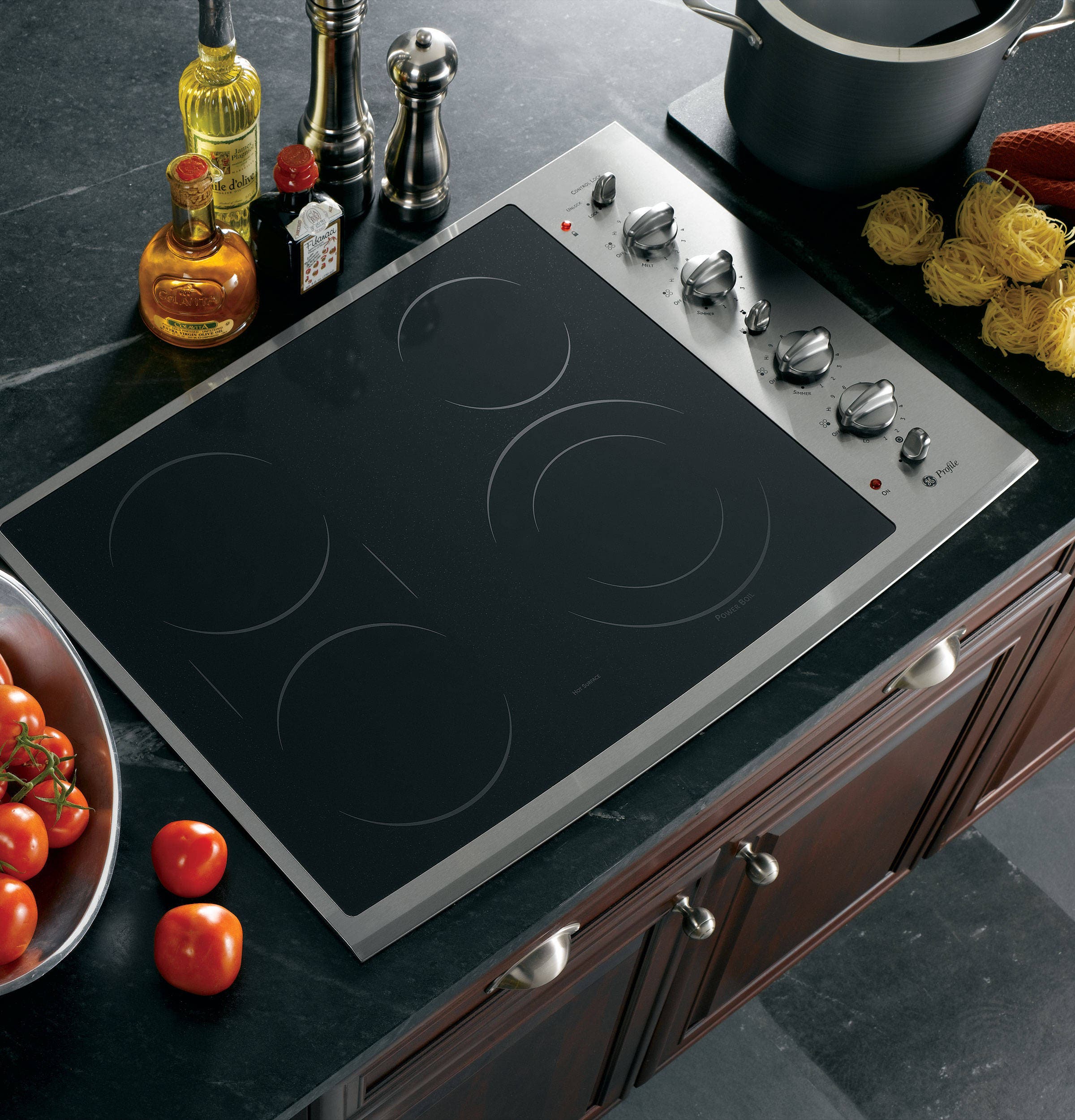 GE PP932SMSS Black Surface with Stainless Steel Trim