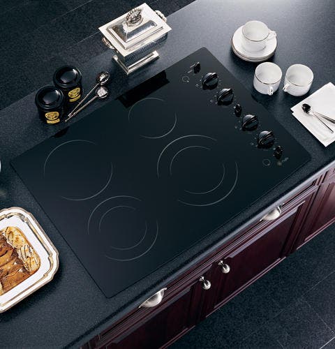 GE JP940BKBB Black on Black
