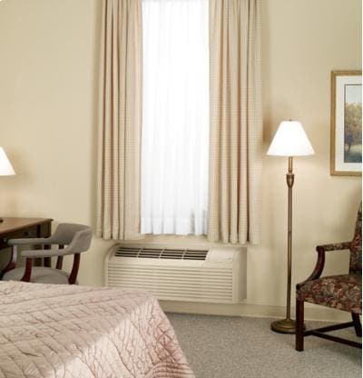 GE AZ28E09DAP 8,600 BTU Air Conditioner