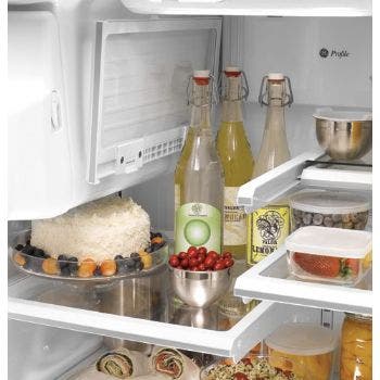 GE PGCS1NFYSS 20.7 cu. ft.Refrigerator