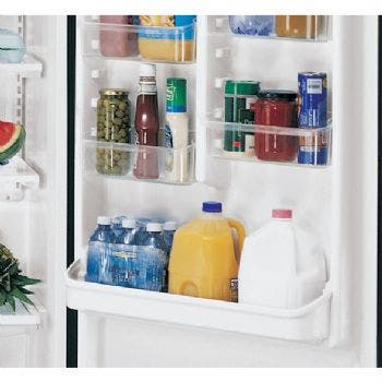 Frigidaire FFU17M7HW White
