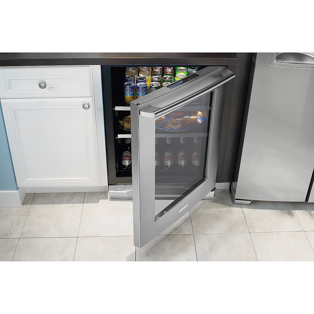 Electrolux EI24BC65GS 24" Beverage Center
