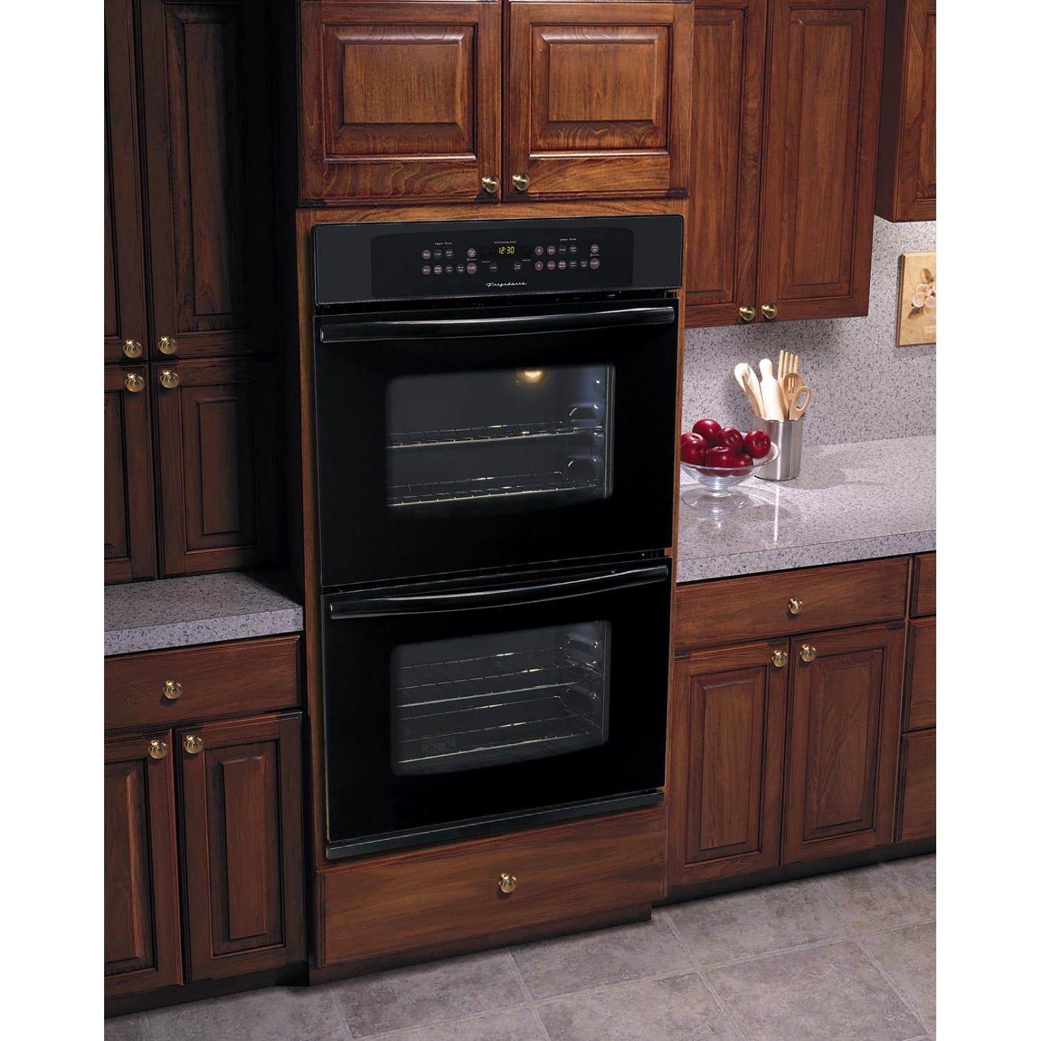 Frigidaire FEB30T5DB Black