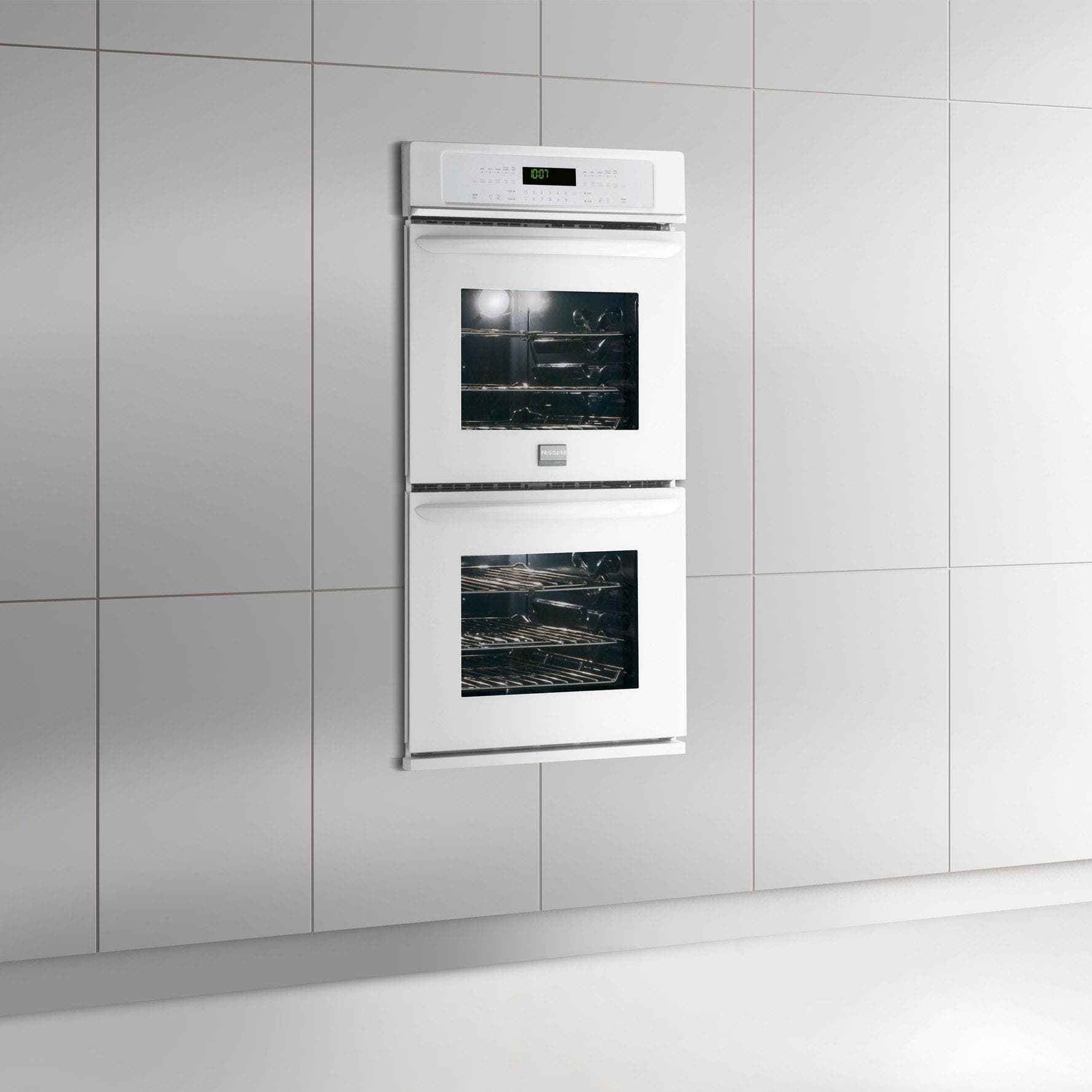 Frigidaire FGET3065KW White
