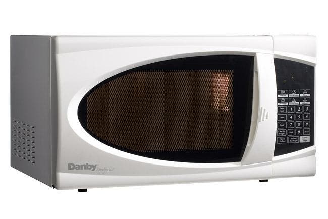 Danby DMW1158W White