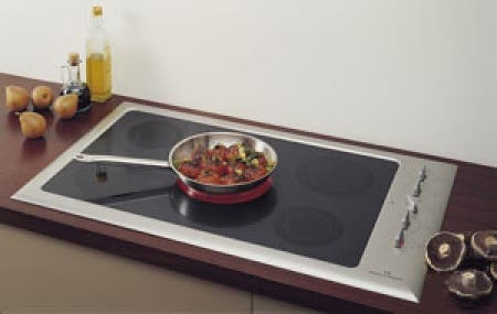 Fisher Paykel CE901 36" Smoothtop Electric Cooktop