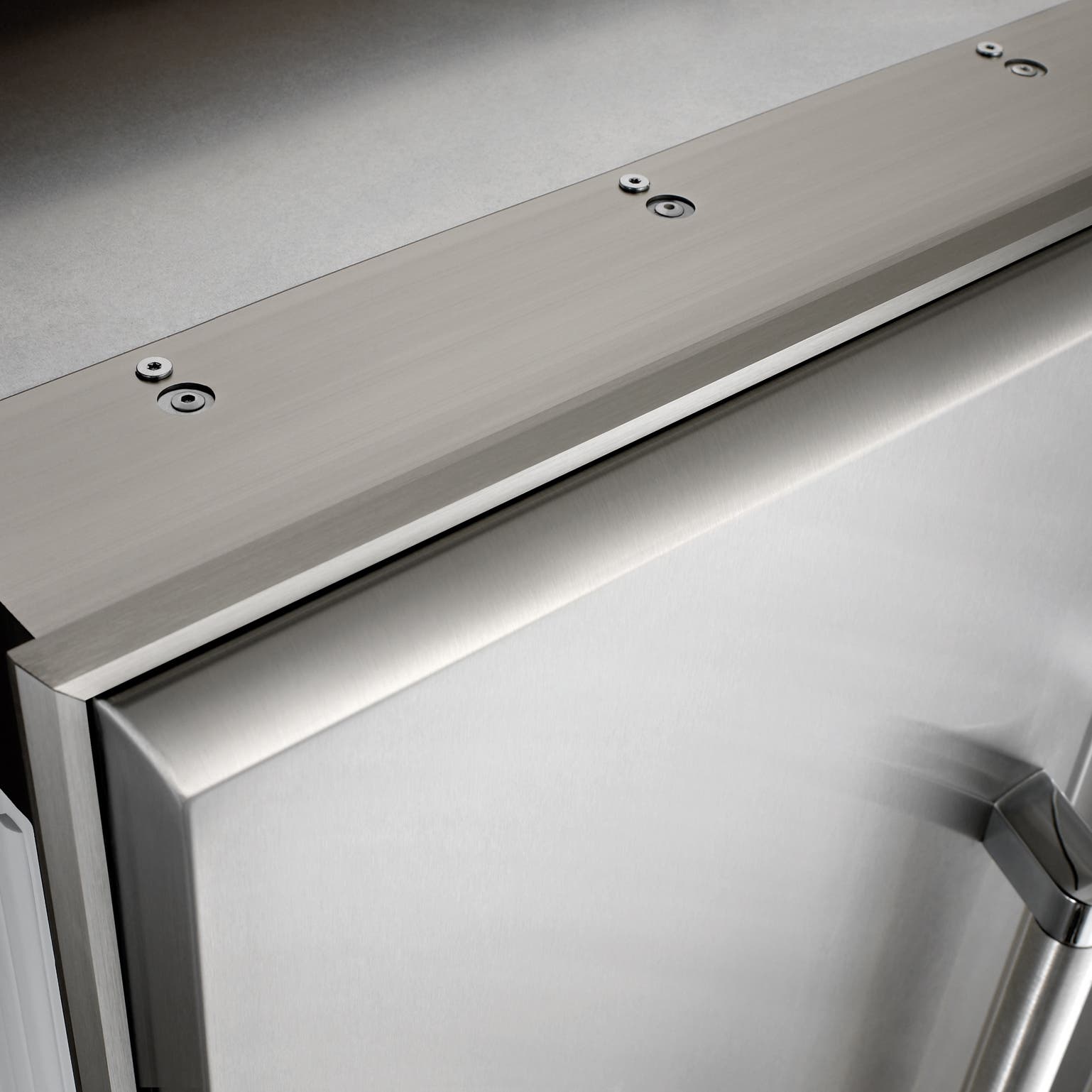 Thermador T18BF70FSE 18" Built-in Framed Freezer Column