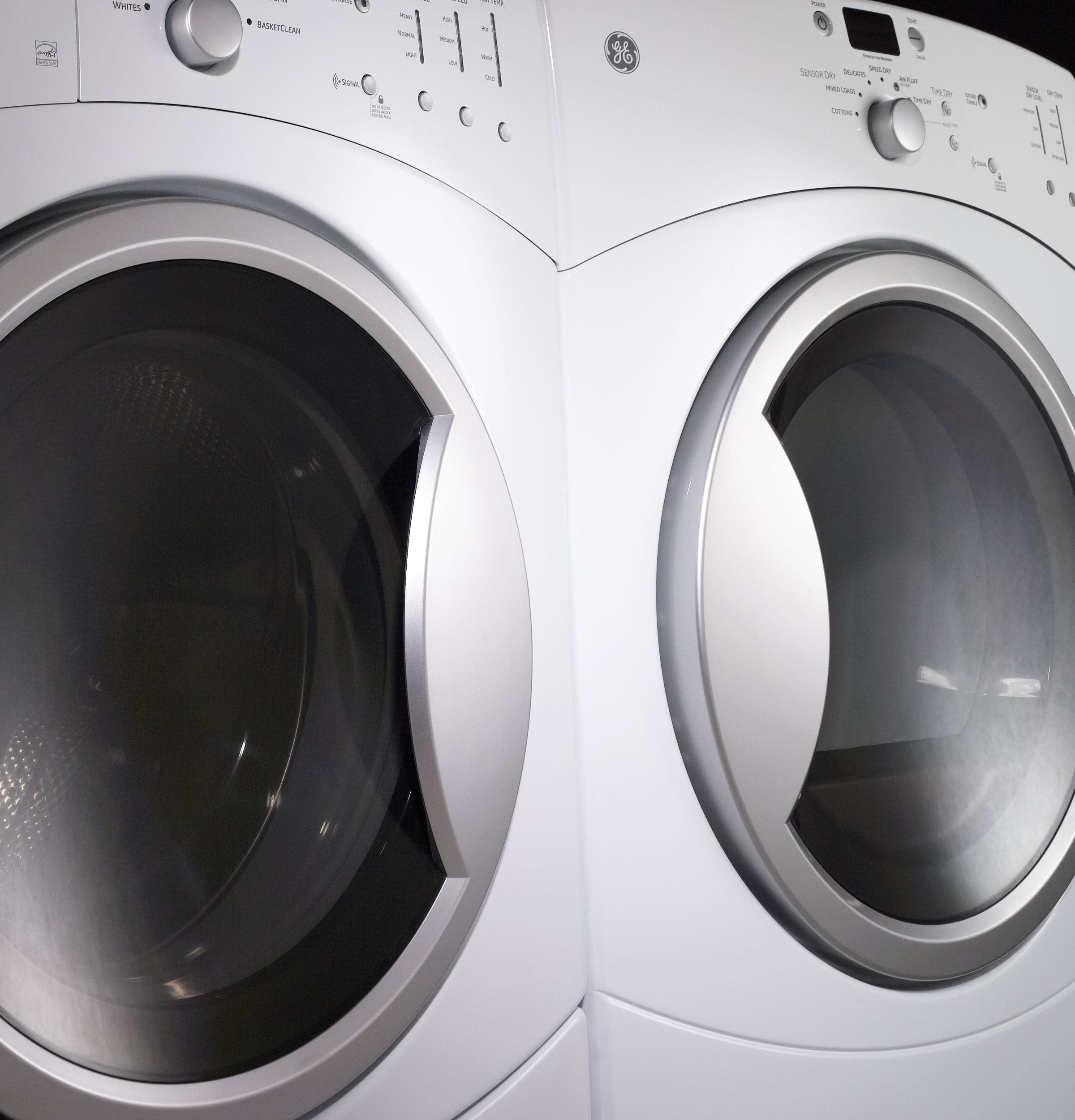 GE GFDN110ELWW White