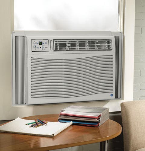 GE AKM18DN 18,000 BTU Air Conditioner
