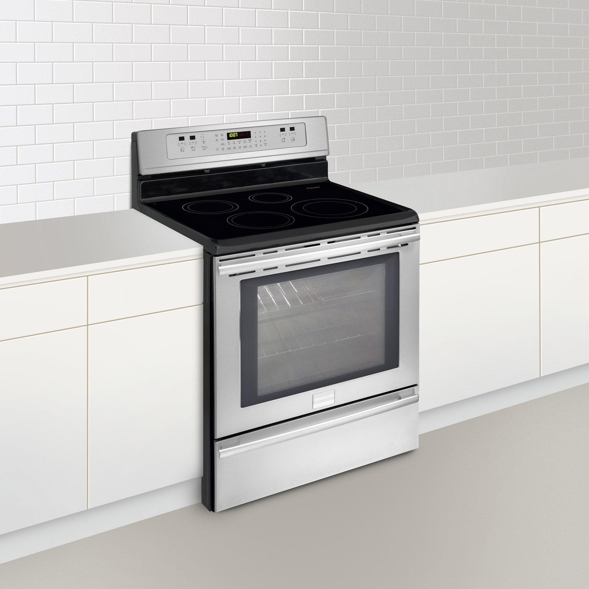 Frigidaire Professional FPIF3093LF 30" Freestanding Induction Range