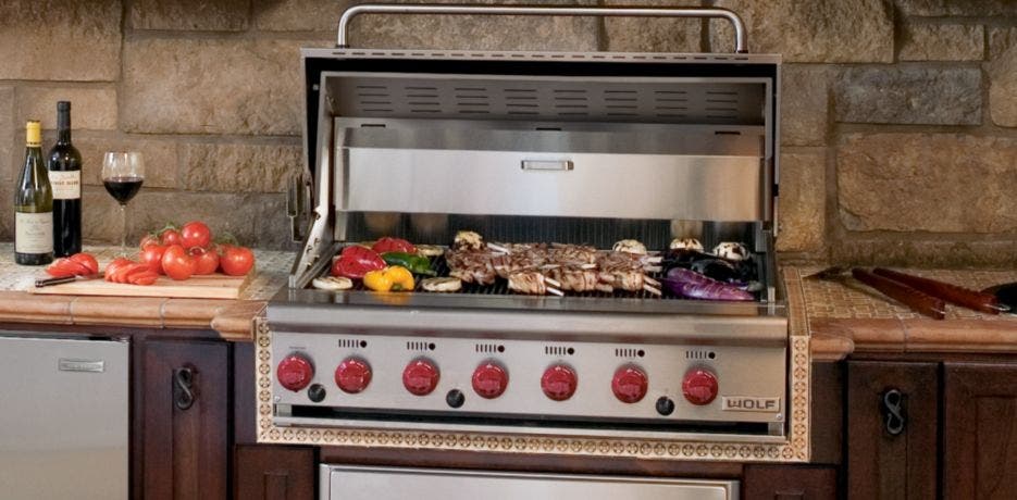 Wolf BBQ36BI 36" Built-In Gas BBQ Grill