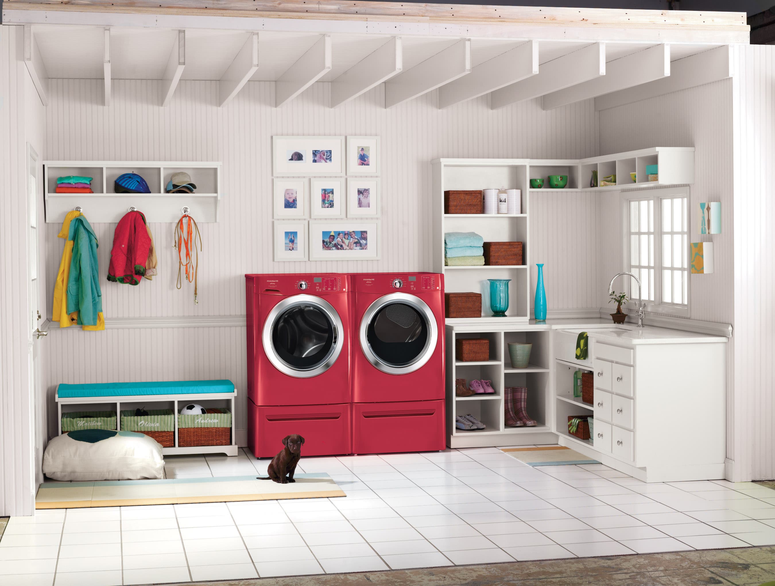 Frigidaire FAFS4272LR Red