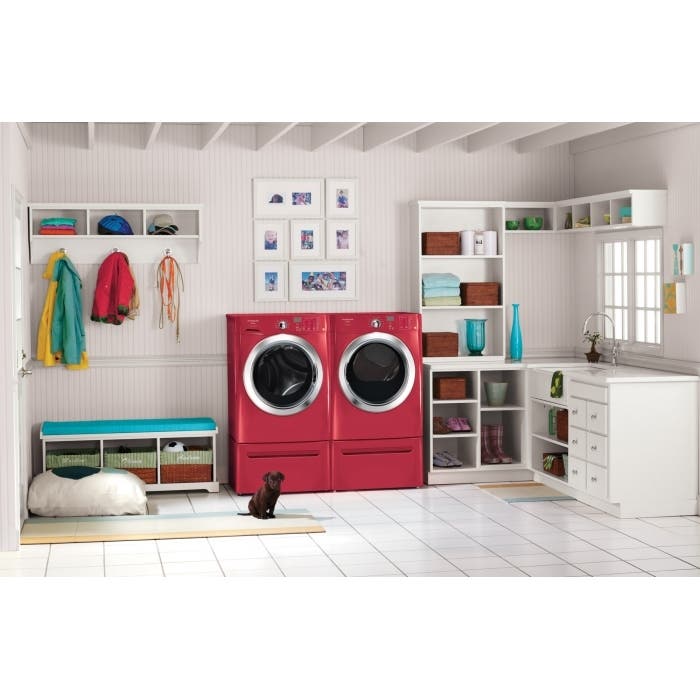 Frigidaire FAQE7072LR Classic Red