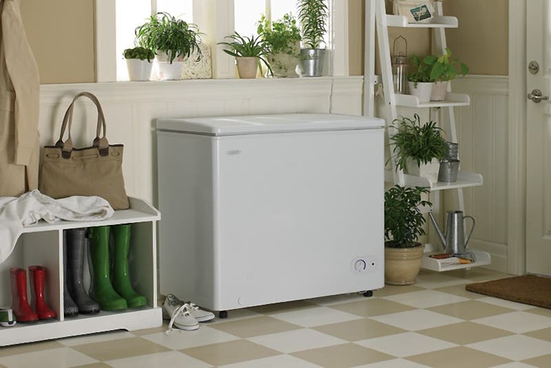 Danby DCF700W1 White