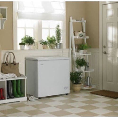 Danby DCF550W1 5.5 cu. ft. Chest Freezer
