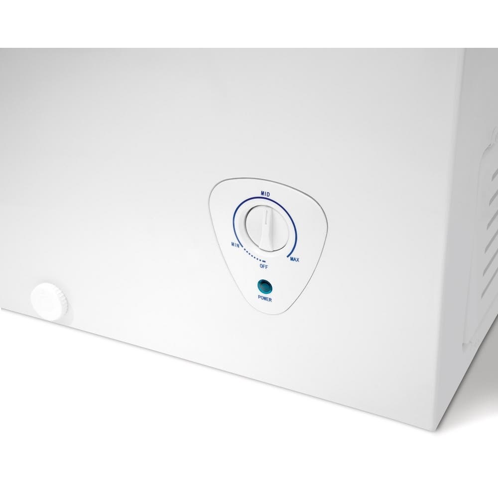 Frigidaire FFFC07M2KW White
