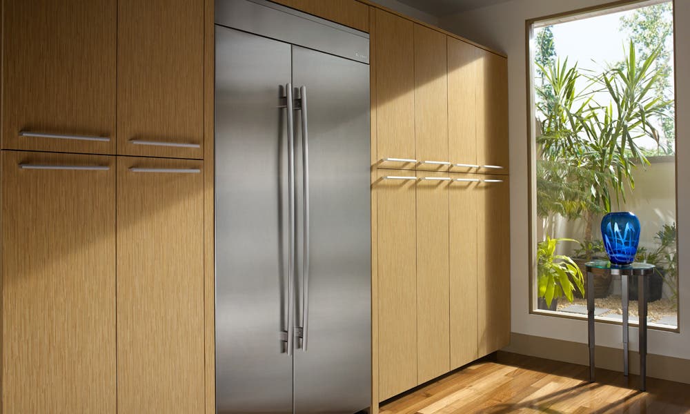 Jenn Air JS42NXFXDW 42" Built-in Side by Side Refrigerator