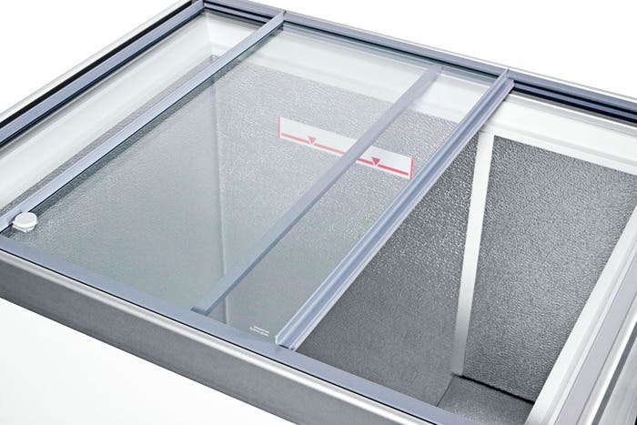 Summit SCF630 White
