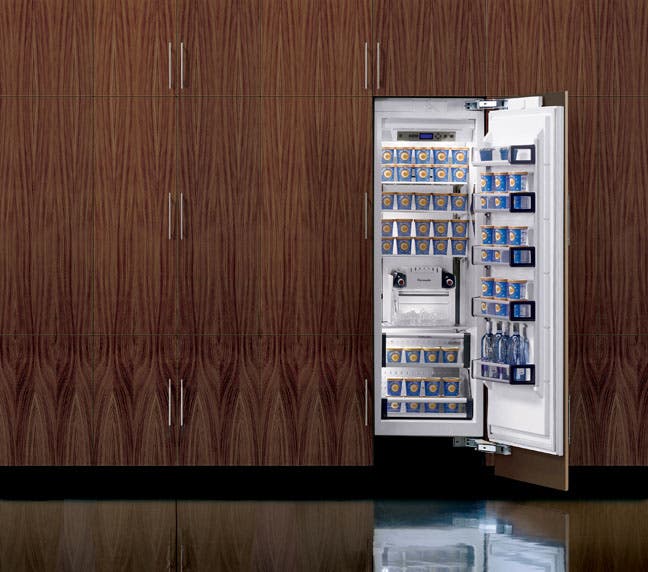 Thermador T18IF70NSP 18" Built-in Fully Flush Freezer Column