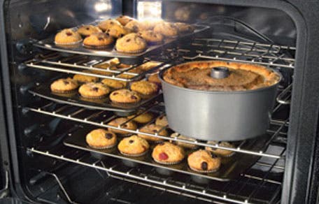 Frigidaire Professional FPGS3085KF 30" Slide-in Gas Range