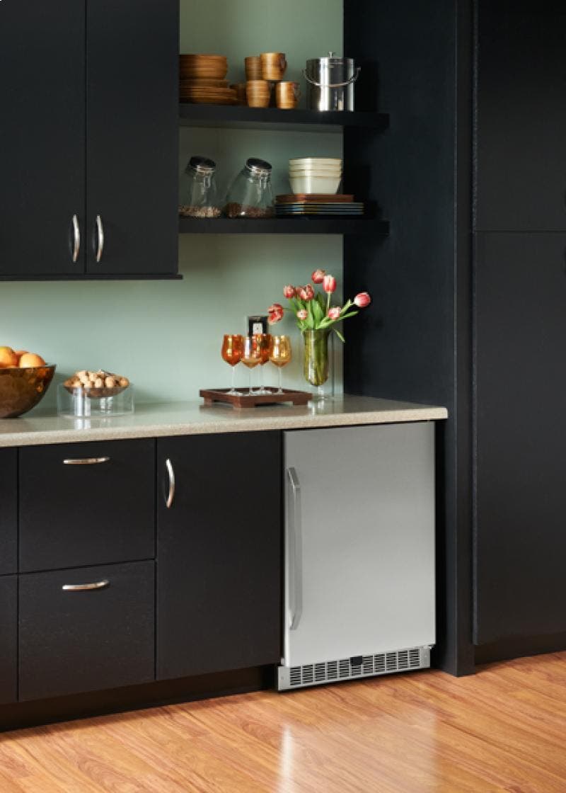 Danby DAR154BLSST 24" Undercounter All-Refrigerator