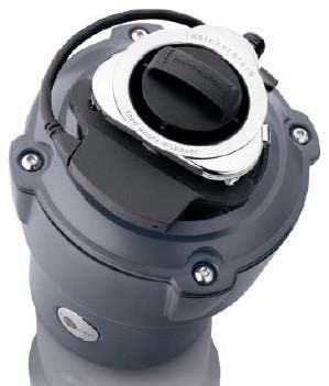 Insinkerator COVERCONTROL 3/4 HP Batch Feed Waste Disposer