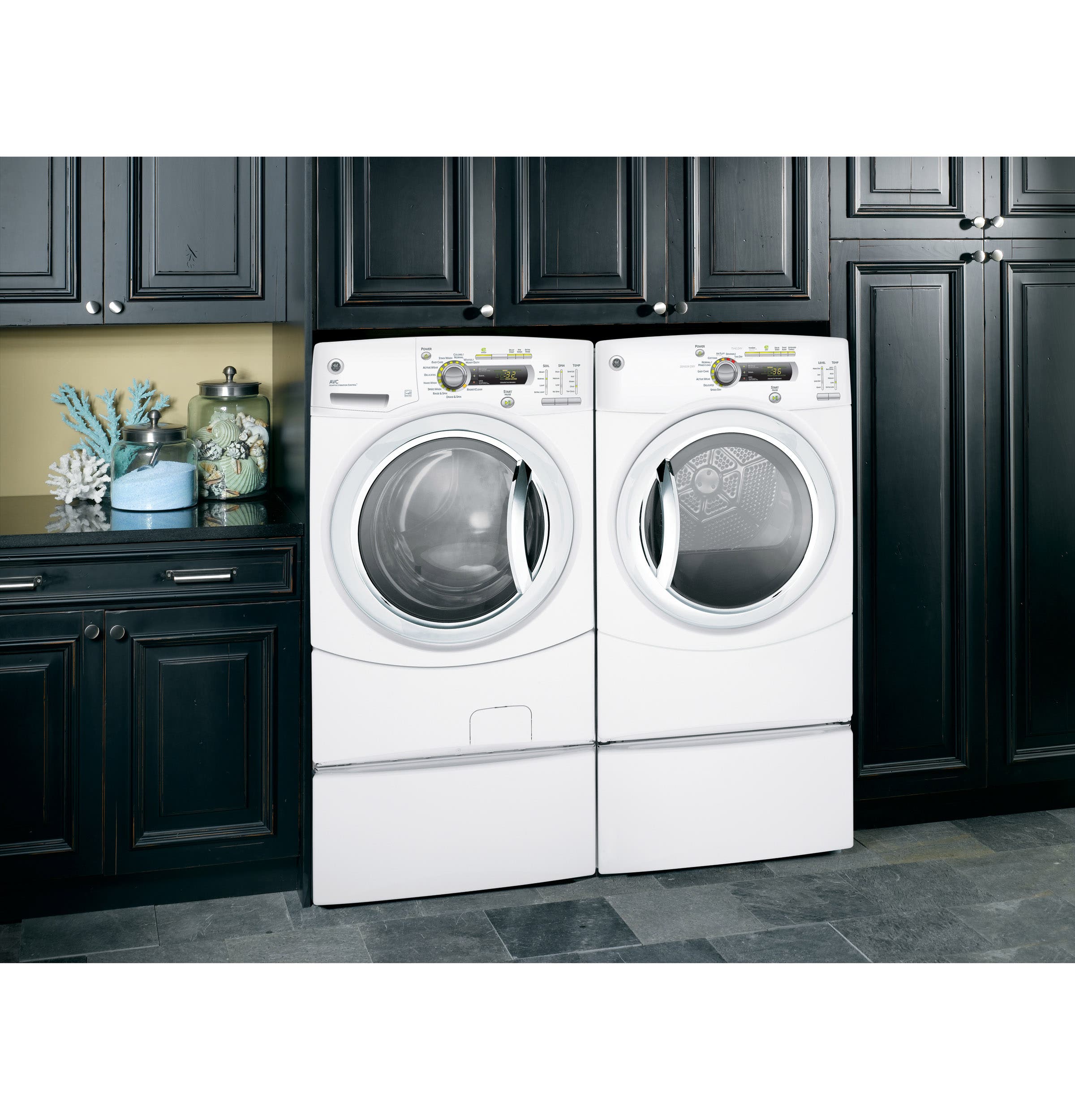 GE GFDN240ELWW White on White