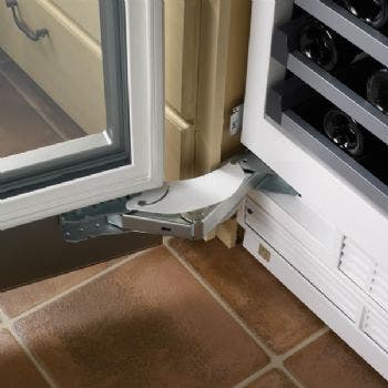 Thermador T18IW800SP 18 Inch Built-in Fully Flush Wine Preservation Col...