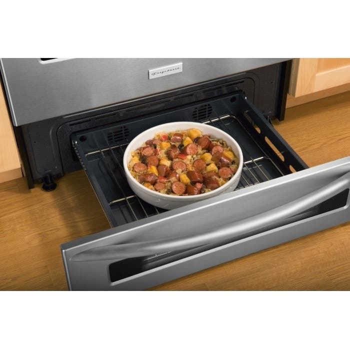 Frigidaire Professional PLGFMZ96EC 30" Freestanding Gas Range