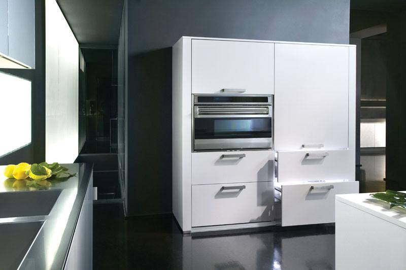 Sub Zero 736TCI With Automatic Ice Maker