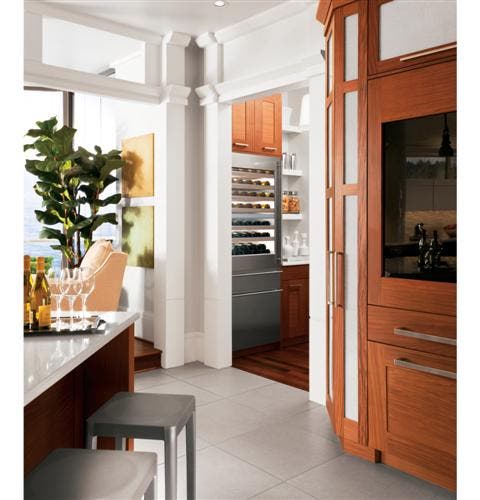Monogram ZIW30GNZII 30" Fully Integrated Refrigerator