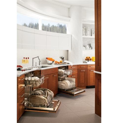 Monogram ZBD6900PII Requires Custom Panel/Handle