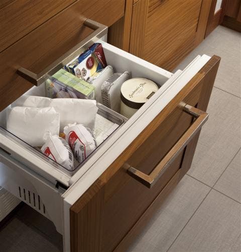 Monogram ZIW30GNZII 30" Fully Integrated Refrigerator