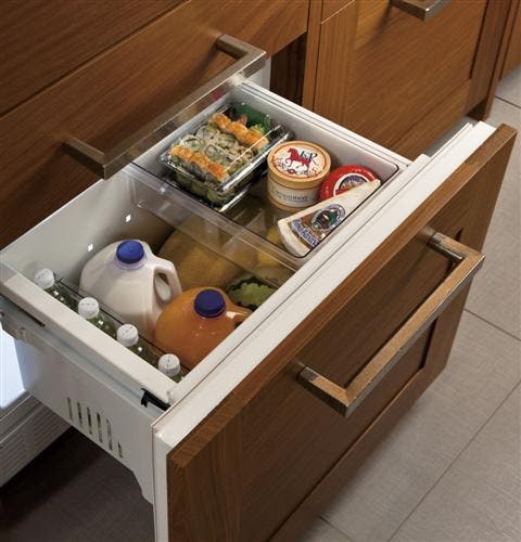 Monogram ZIW30GNZII 30" Fully Integrated Refrigerator